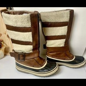 Sorel Shoes Sorel Helen Of Tundra Boots size 5